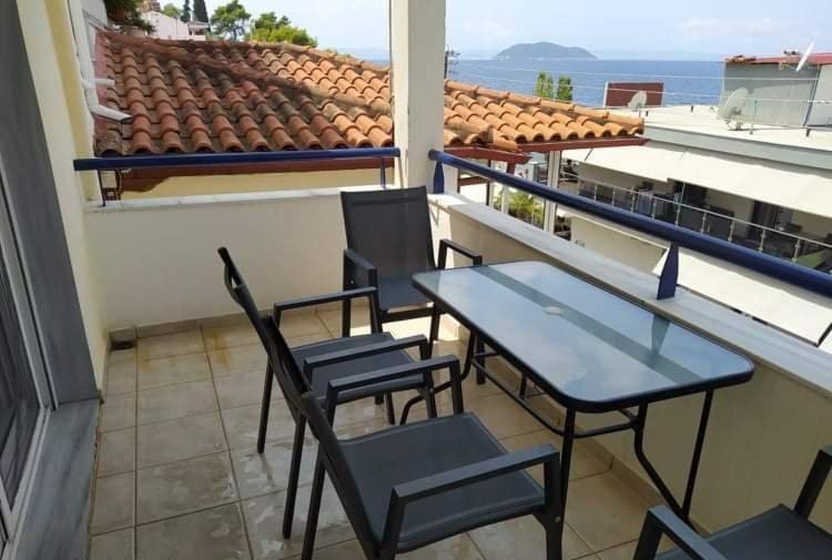 Stratos Family & Apartment Neos Marmaras