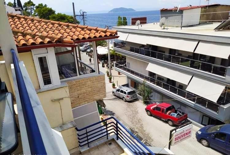 Stratos Family & Apartment Neos Marmaras